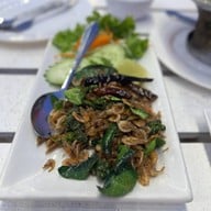 ร้านใกล้เกร็ด