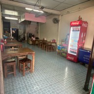 เจ้หนิง ส้มตำ อาหารตามสั่ง สาขาเมืองร้อยเอ็ด
