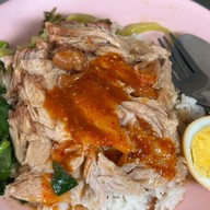 สุดยอดข้าวขาหมู ชัยพฤกษ์