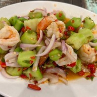 มุมอาหารป่า (เฮียอ้วน)