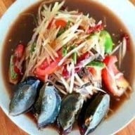 คุ้มผัดไทย(โคตรคุ้ม) byกวักข้าว บ้านแม่ย่อยสันศรี