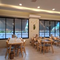 บึงมอคาเฟ่ แอนด์ เรสเตอรองท์ -