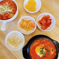 Chinuenim ไก่ทอดเกาหลี ศาลายา -