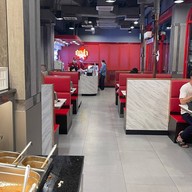 นักล่าหมูกระทะ เมญ่า เชียงใหม่