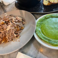 เมนูของร้าน The Yard Restaurant