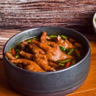 โก๋ ก๋วยเตี๋ยวไก่ตุ๋น นุ่มละลาย สนามบินน้ำ