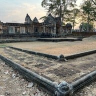 ปราสาทเมืองต่ำ