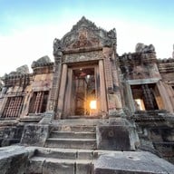 ปราสาทเมืองต่ำ