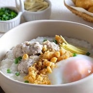 มีแต่หอยกับรอยยิ้ม (ปลาเผา กุ้งเผา ยำ อาหารไทย) หน้าไทยฟู๊ด บางกรวย