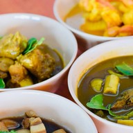 คั่วแห้งแกงใต้ โรงพยาบาลวิภาราม