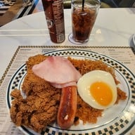 เมนูของร้าน Mickey's Diner BKK