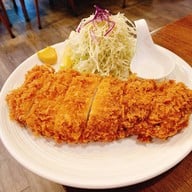 Bekku Tonkatsu BTS สนามเป้า