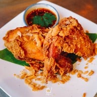 เออแซ่บ แจ่วฮ้อน ลาดพร้าว 64