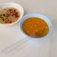 ไทยเสรี แสงชูโต