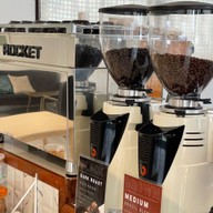 NO.5 CAFE Suphanburi -