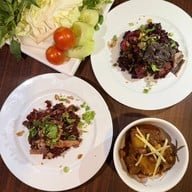 เมนูของร้าน เจริญลาบ อาหารเหนือ เชียงใหม่ Charoenlaab Chiangmai