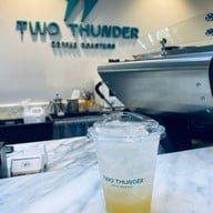 เมนูของร้าน Two Thunder Coffee Roasters - Chidlom -ชิดลม