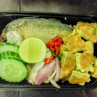 เมนูของร้าน ครัวตัว ต บ้านต้นสัตหีบ