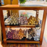 ลูกชิ้นปิ้งริมอ่าง x Baan.Cha19 (SonSauce) อ่างเก็บน้ำบางพระ