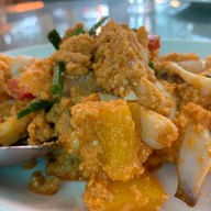 มายาวี ซีฟู้ด - อาหารไทย จีน ส้มตำ ยำแซ่บ กุ้ง หอย ปลาหมึก ปู ปลาเป็นๆ