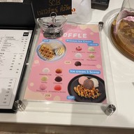 WHY COFFEE CAFE' WHY COFFEE CAFE'