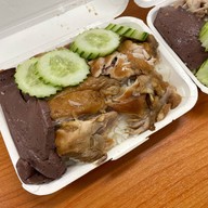 ข้าวมันไก่ ก๋วยเตี๋ยวไก่ ส.สิงธิมาตร