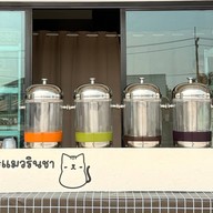 หมูกรอบ หมูแดง เจ้าดัง เสนา ข้างตลาดร่มเขียว