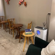 WHY COFFEE CAFE' WHY COFFEE CAFE'