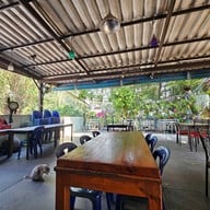 บรรยากาศ ร้านอาหารคุณเหมียว