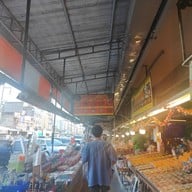 บรรยากาศ ตลาดหนองมน