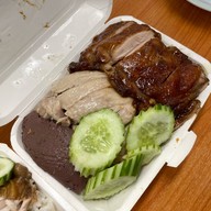 ข้าวมันไก่ ก๋วยเตี๋ยวไก่ ส.สิงธิมาตร