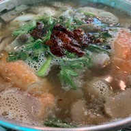 มายาวี ซีฟู้ด - อาหารไทย จีน ส้มตำ ยำแซ่บ กุ้ง หอย ปลาหมึก ปู ปลาเป็นๆ