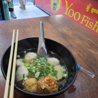 เมนูของร้าน ยู้ ลูกชิ้นปลาเยาวราช เยาวราช