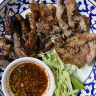 ตามซำบาย อาหารอีสานรสเด็ด จ่มดู๋ สาขา 3