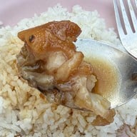 เมนูของร้าน ข้าวขาหมูมันอยู่ในกระทะ เฮียเพ้งตรอกโรงหมู ซอยสุกร