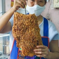 ข้าวหมูแดงนายโอวนครสนุก สี่แยกวรจักร ไม่มีสาขา