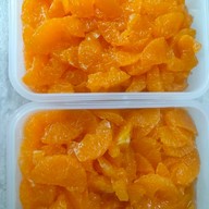 น้ำส้มคั้นแท้  ผลไม้ปั่นเเละเย็น สาขา1