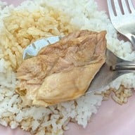 เมนูของร้าน ข้าวขาหมูมันอยู่ในกระทะ เฮียเพ้งตรอกโรงหมู ซอยสุกร