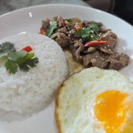 เนื้อหอม Kitchen  ข้าวซีโครงหมู ข้าวเนื้อตุ๋นรสเด็ด