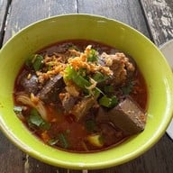 เมนูของร้าน ข้าวเงี้ยวตาบุญ -