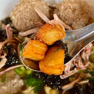 ก๋วยเตี๋ยวหมูบ้านบึงสาขาท่าวังตาล สาขาท่าวังตาล