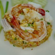 ก๋วยเตี๋ยวเรือบ้านปลัด8 & ครัวบ้านปลัด