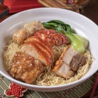 บะหมี่เกี๊ยวกุ้งฮ่องกง by chef AJ ปั๊มน้ำมันบางจากเลียบคลองสอง รังสิต-นครนายก