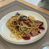 ธิดา TIDA cafe&restaurant -