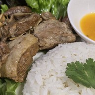 เนื้อหอม Kitchen  ข้าวซีโครงหมู ข้าวเนื้อตุ๋นรสเด็ด
