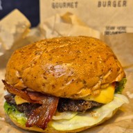 MadCow Burger by ToniSantos Asok สาขาอโศก