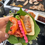 กิม แด กาม ฮัน ซิก สุรวงศ์