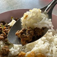 เมนูของร้าน ข้าวแกงปักษ์ใต้ .สีิคิ้ว