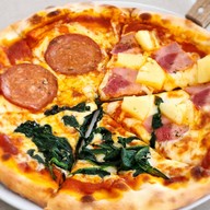 Pizzamania & Steak House