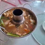 ร้านอาหารซันเซต ท่าแขก Sunset Restaurant (ຮ້ານອາຫານ ຊັນເຊັດ ທ່າແຂກ)